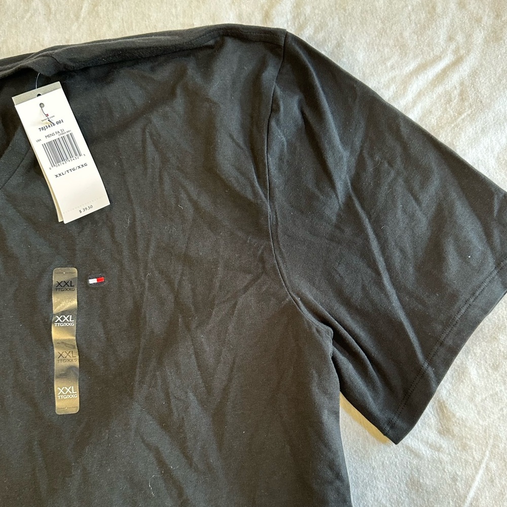 BRAND NEW: Tommy Hilfiger Charcoal Gray Men's Tee